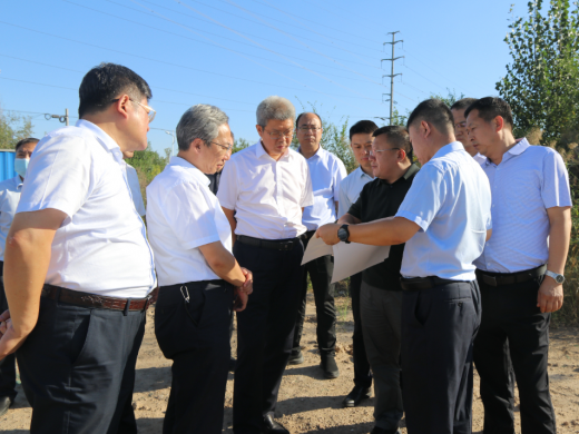 山東省路橋集團、山東高速德州發(fā)展有限公司到交投集團實地考察并簽訂合作協(xié)